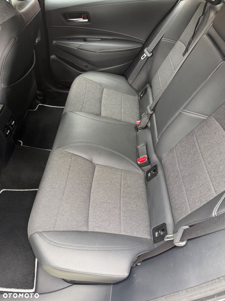 Toyota Corolla 1.8 Hybrid Style - 12