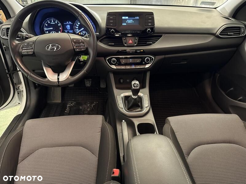 Hyundai i30 - 21