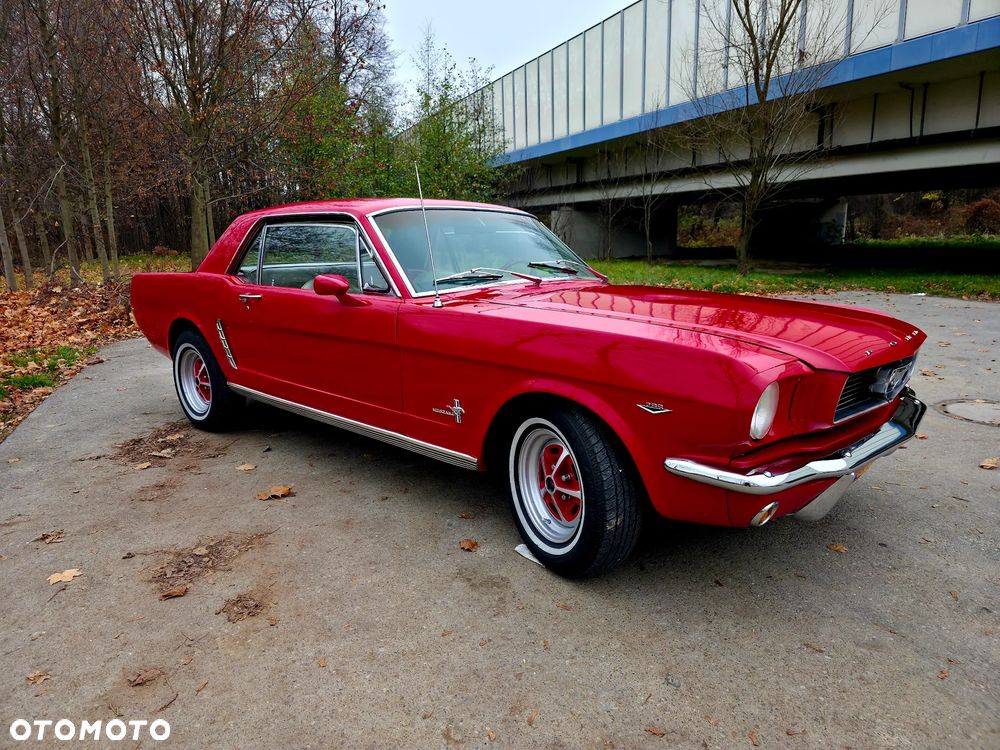 Ford Mustang - 13