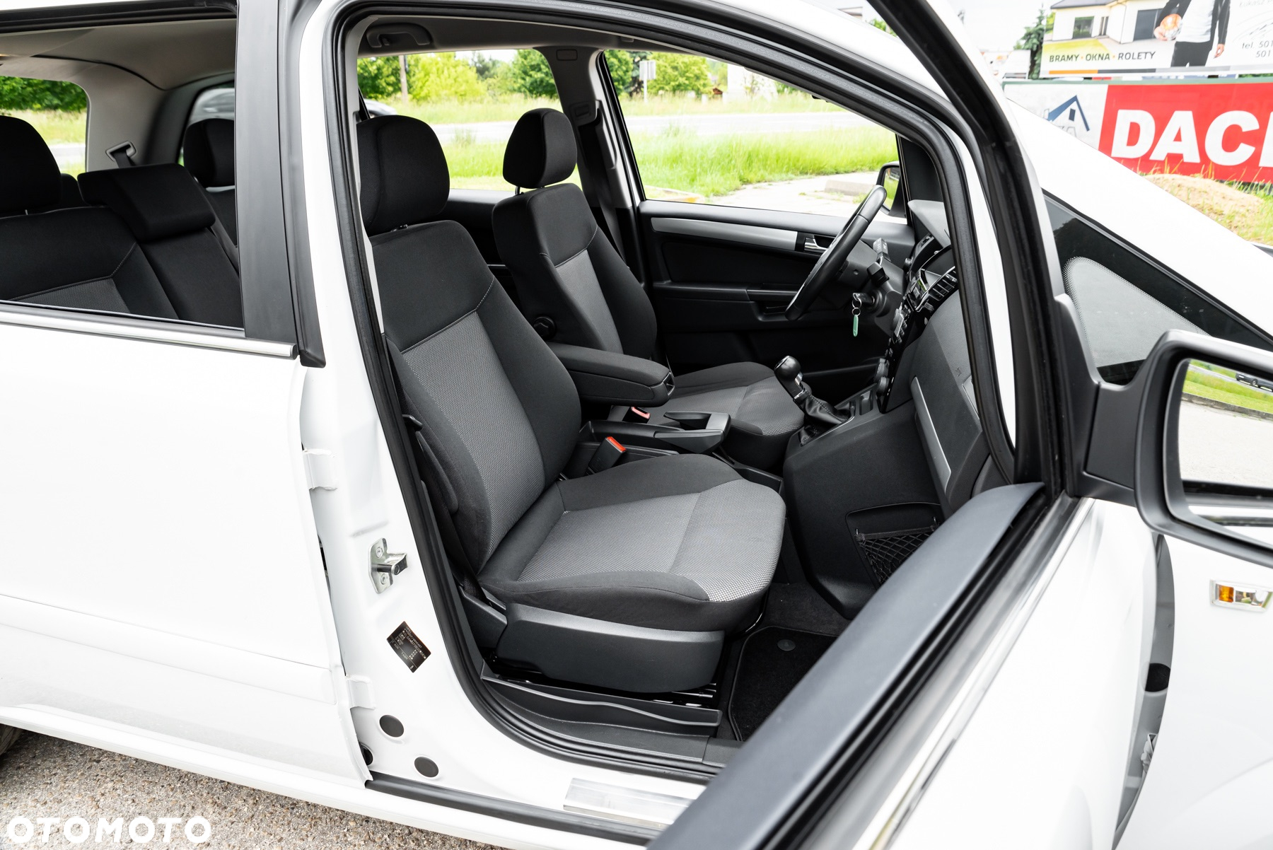Opel Zafira 1.8 - 25