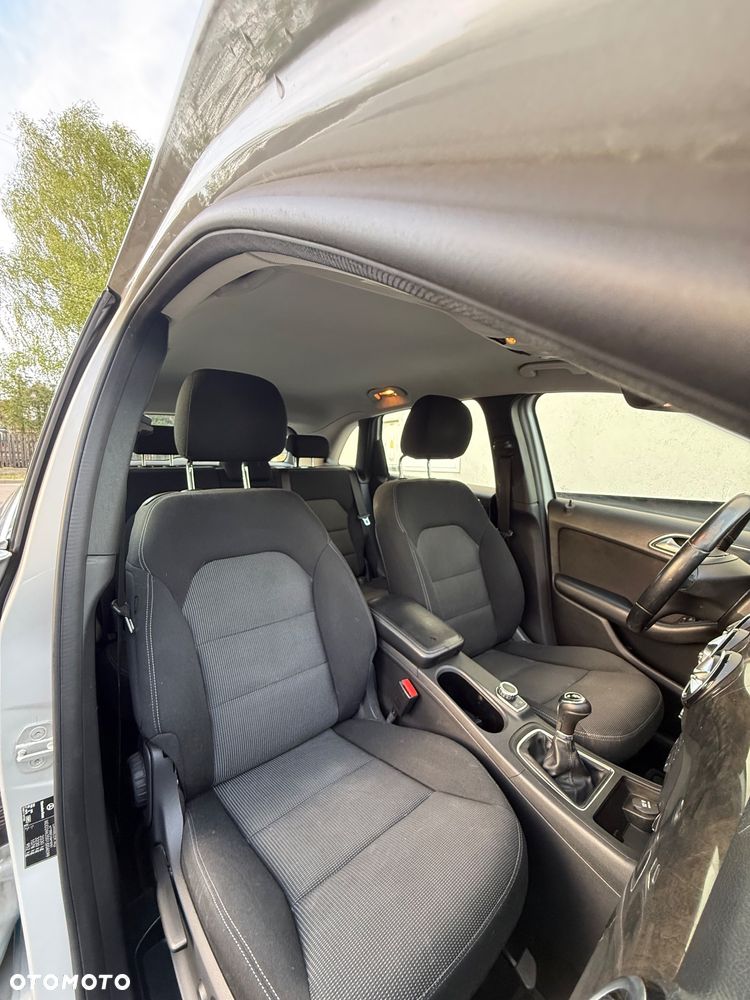 Mercedes-Benz Klasa B 180 CDI (BlueEFFICIENCY) - 8