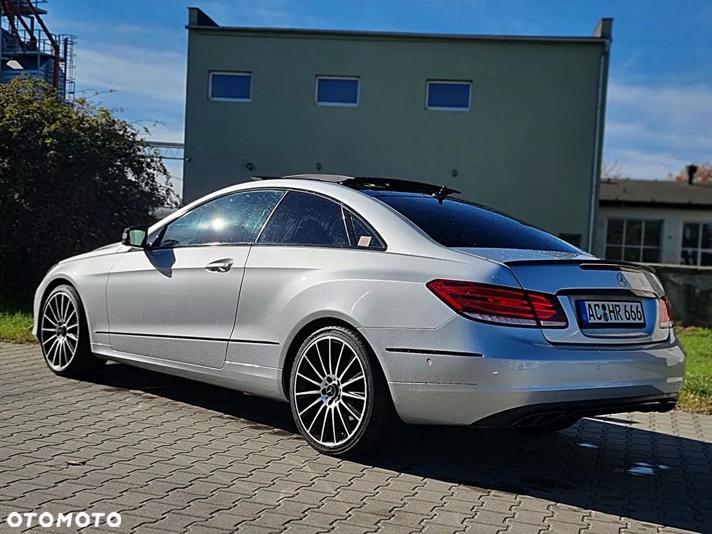 Mercedes-Benz Klasa E - 4