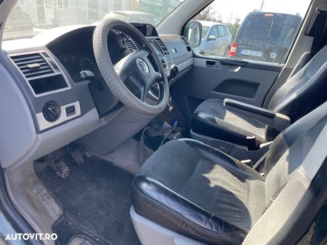 Dezmembrez Volkswagen Transporter T5 4x4 Syncro 2.5 TDI AXD - 3