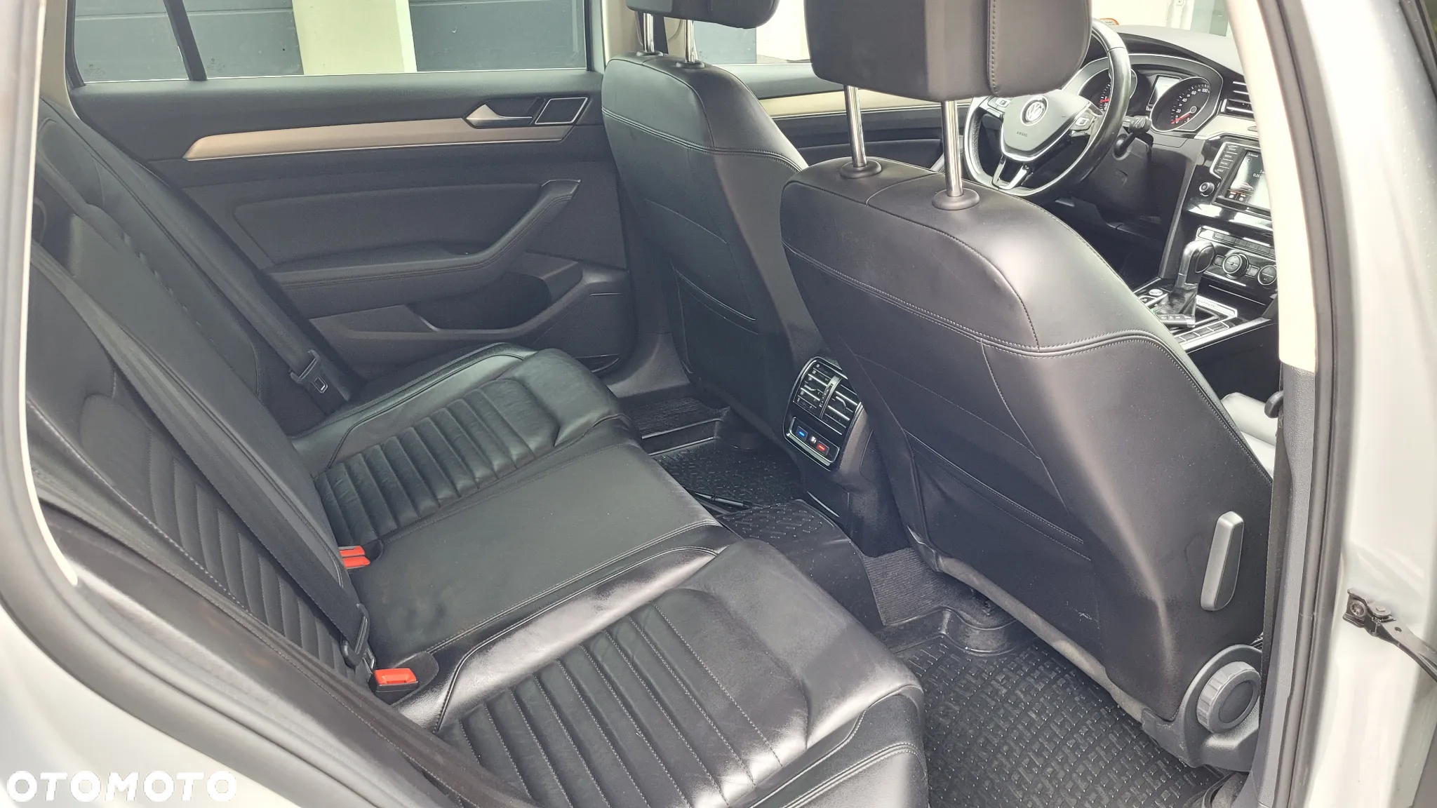 Volkswagen Passat 2.0 TSI BMT 4Mot Highline DSG - 15