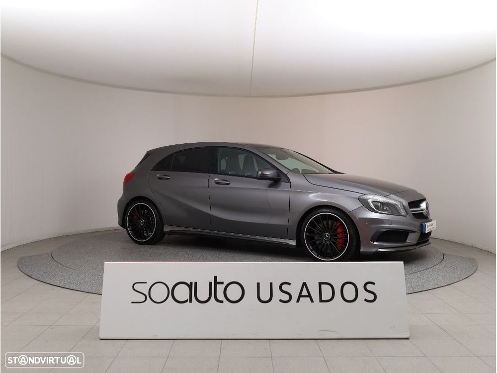 Mercedes-Benz A 45 AMG 4-Matic - 11
