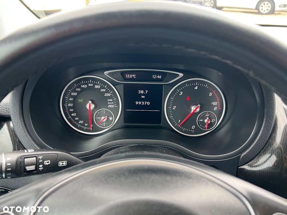 Mercedes-Benz Klasa B 160 d Edition - 31