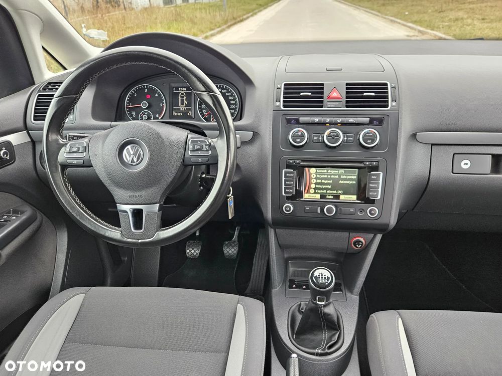 Volkswagen Touran 1.6 TDI DPF BlueMotion Technology Life - 14