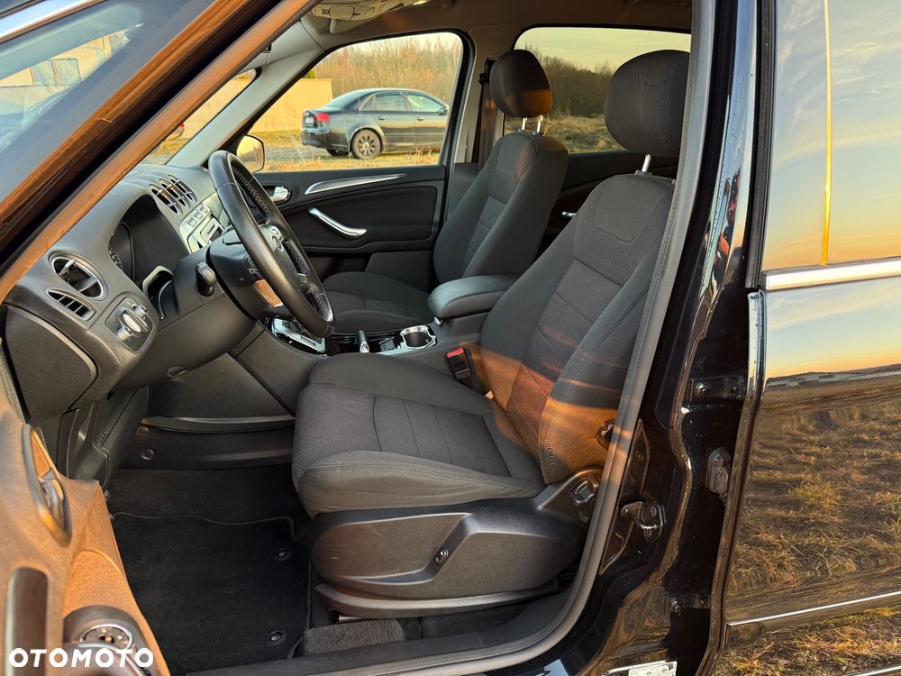 Ford S-Max 2.0 TDCi DPF Titanium - 6