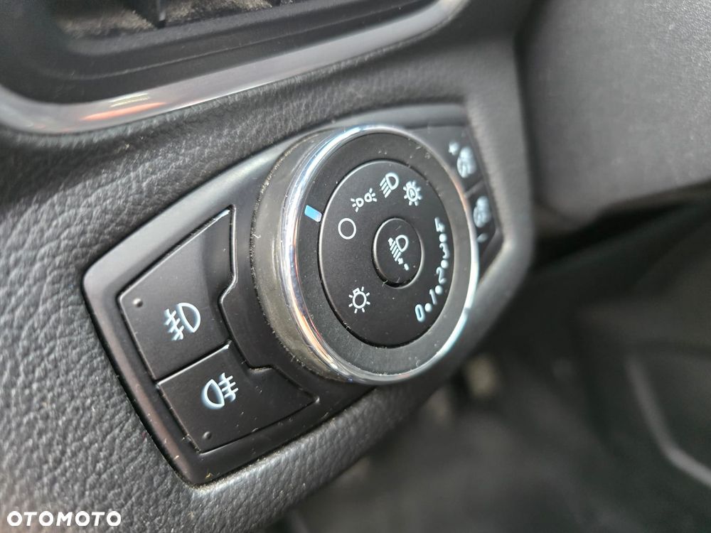 Ford B-MAX 1.0 EcoBoost Titanium - 28