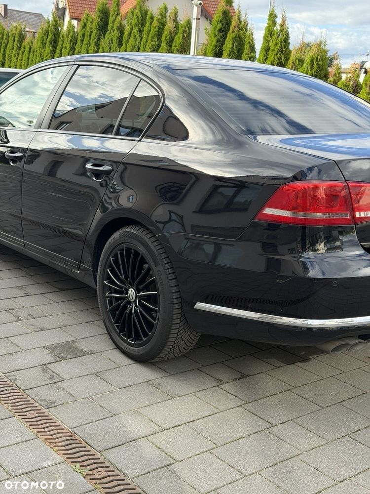 Volkswagen Passat 2.0 TDI Comfortline DSG - 4