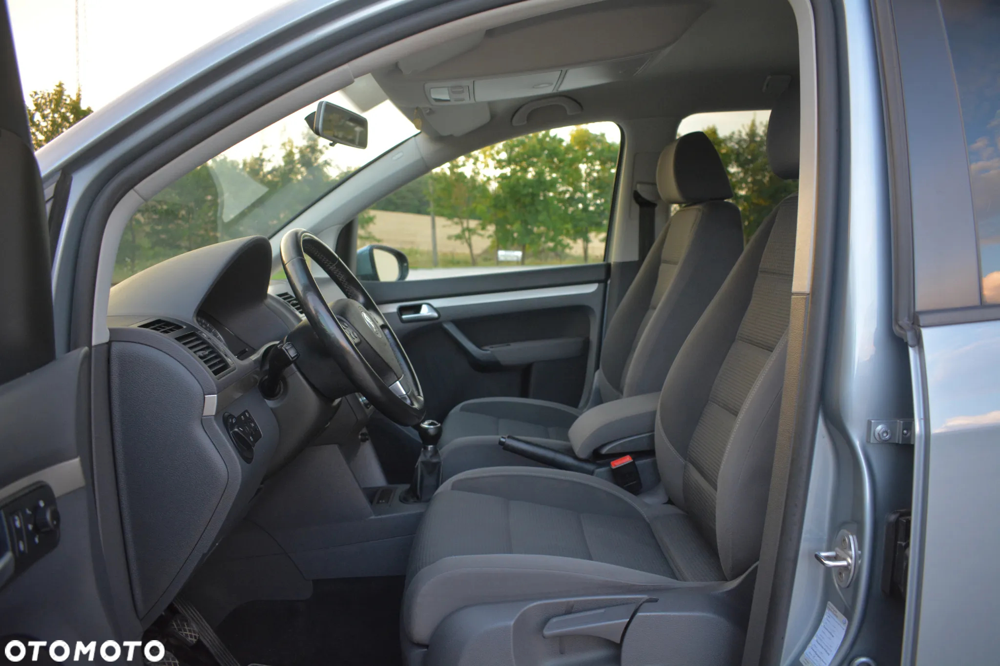 Volkswagen Touran 1.9 TDI DPF Blue Motion Freestyle - 6