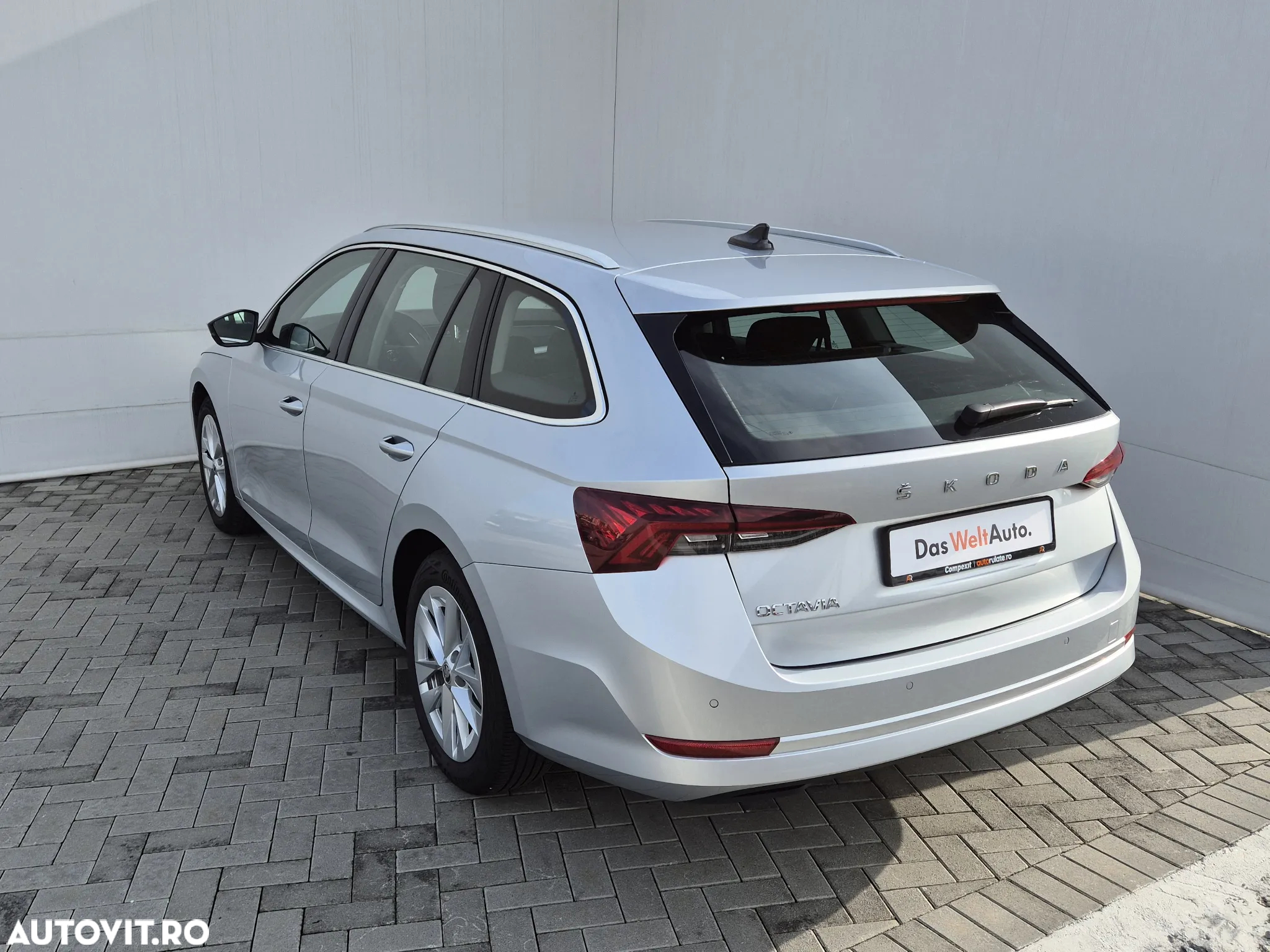 Skoda Octavia Combi Diesel 2.0 TDI DSG Style - 3