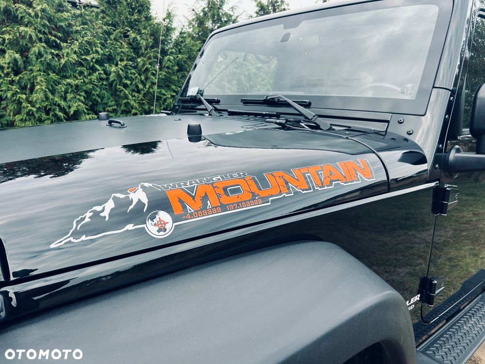 Jeep Wrangler ver-2-8-crd-unlim-sport - 3