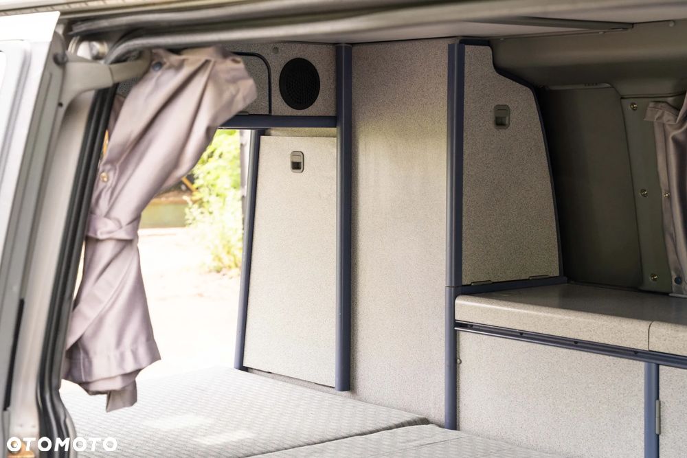 Volkswagen California - 36