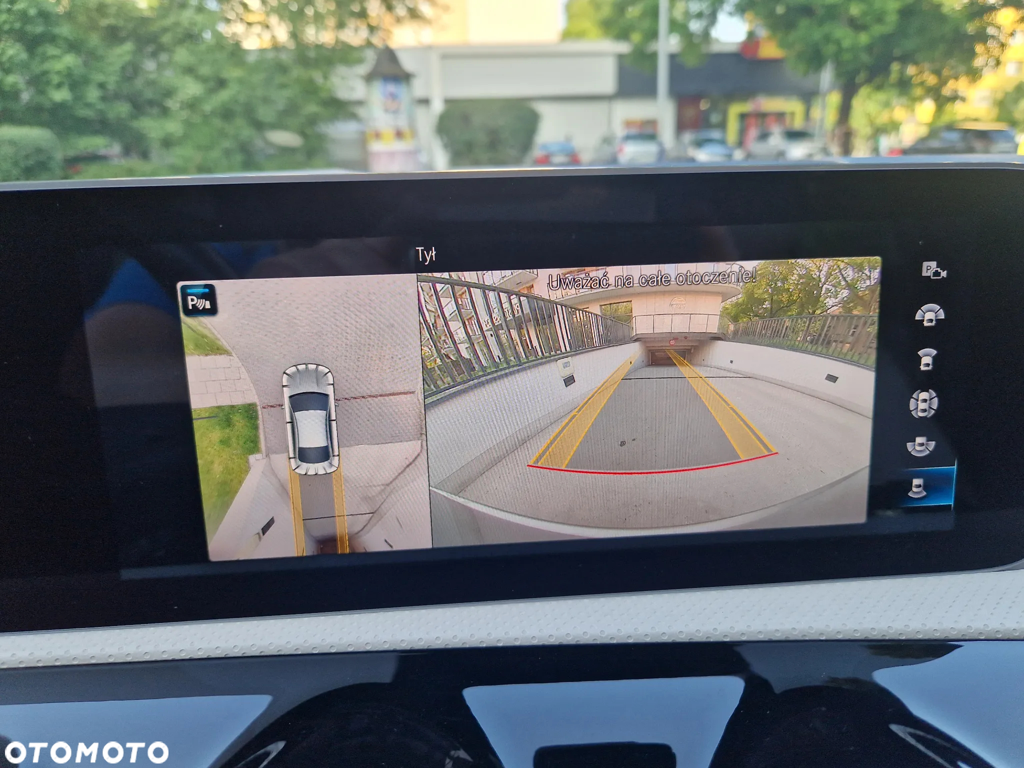 Mercedes-Benz CLA 220 4-Matic 7G-DCT - 32