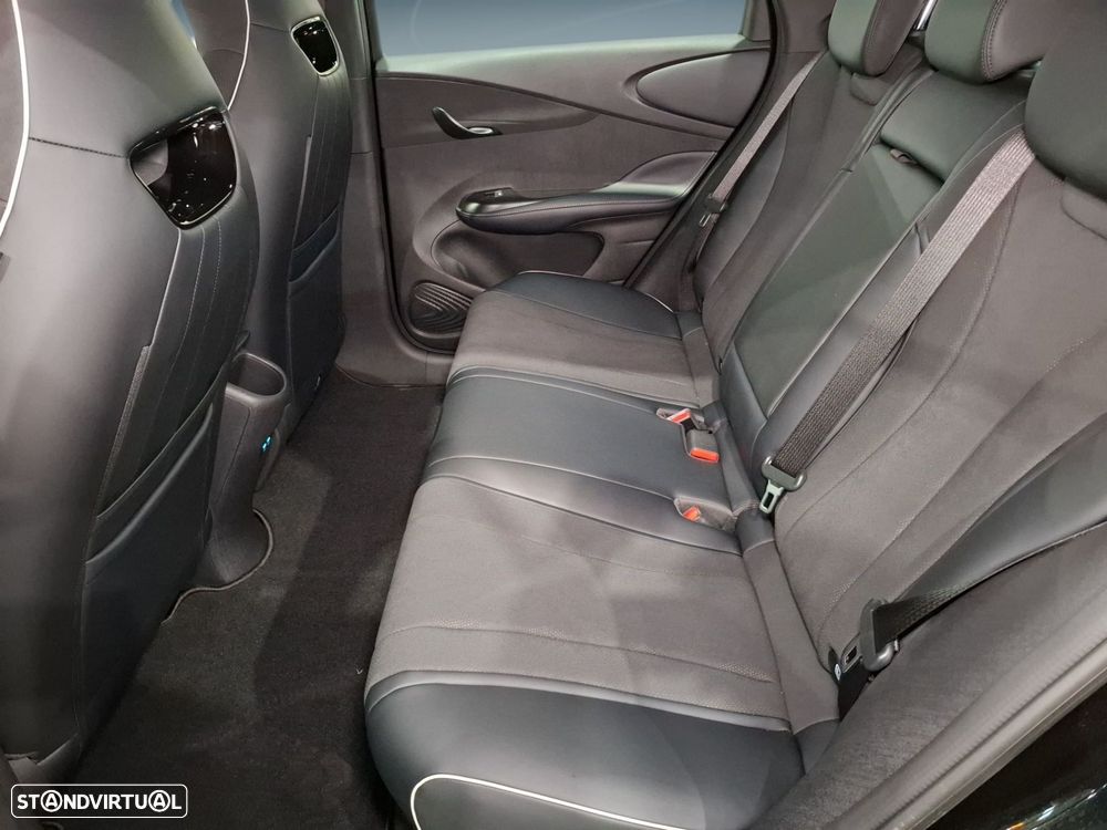 BYD Dolphin 60.4 kWh Comfort - 14