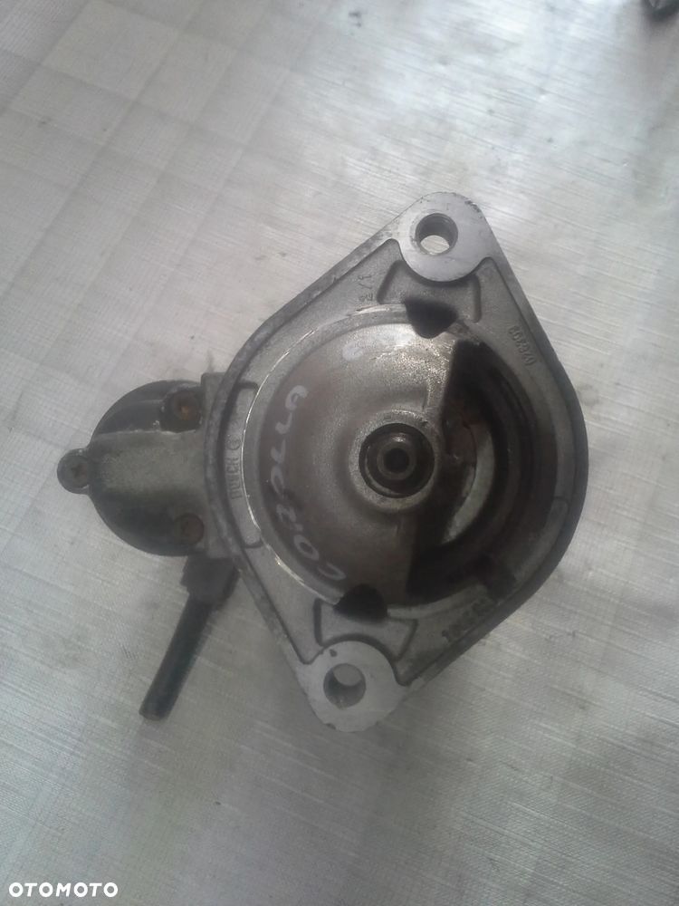 Toyota Corolla E12 2.0 D4D rozrusznik Bosch 0001110132  28100-00010 - 7