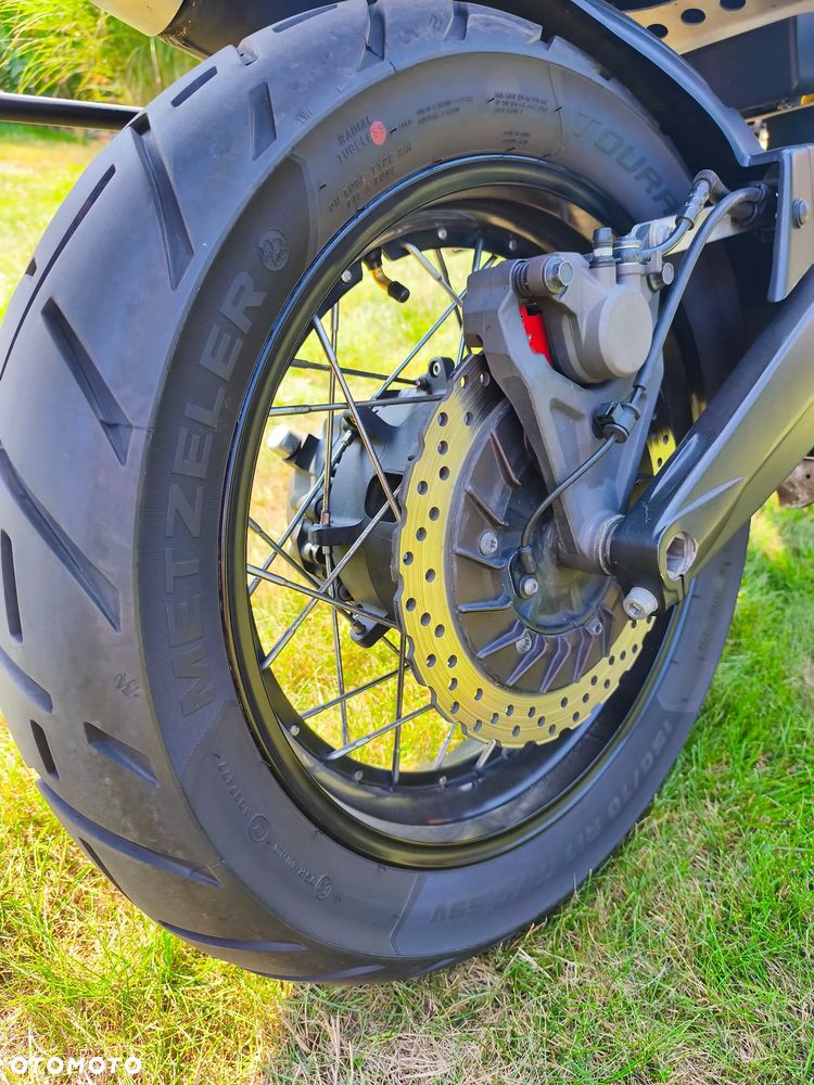 Yamaha Super Tenere - 12