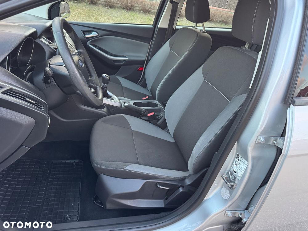 Ford Focus 1.6 FF Ambiente - 7