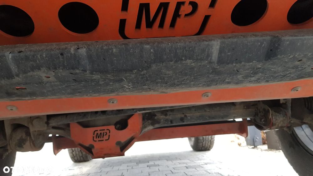 Land Rover Discovery 4.0 V8 ES - 33