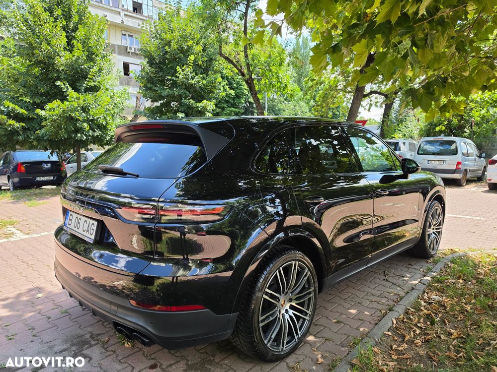 Porsche Cayenne S - 5