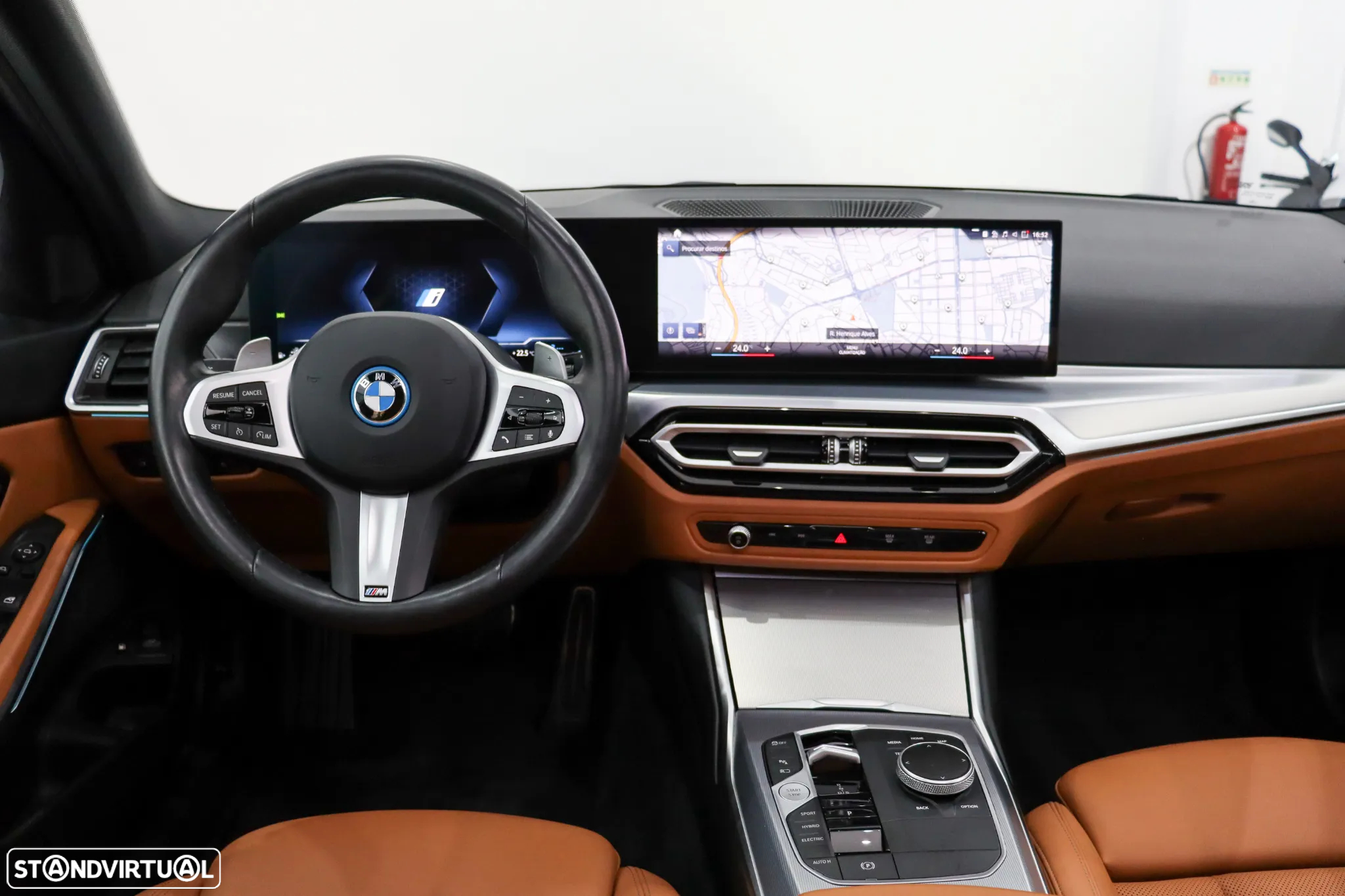 BMW 320 e Touring Pack Desportivo M Auto - 17