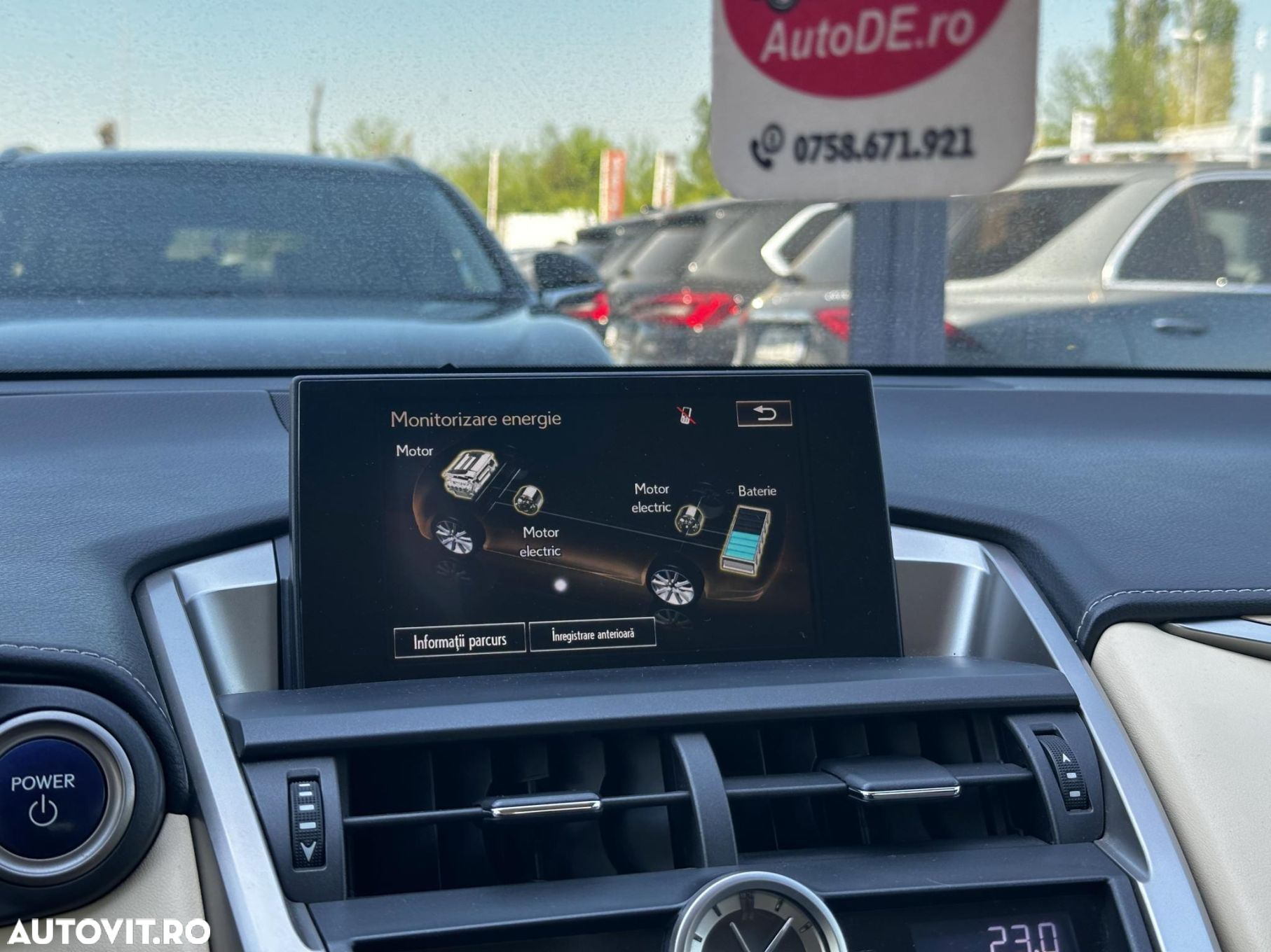 Lexus Seria NX - 14