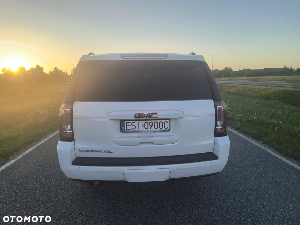 GMC Yukon - 22