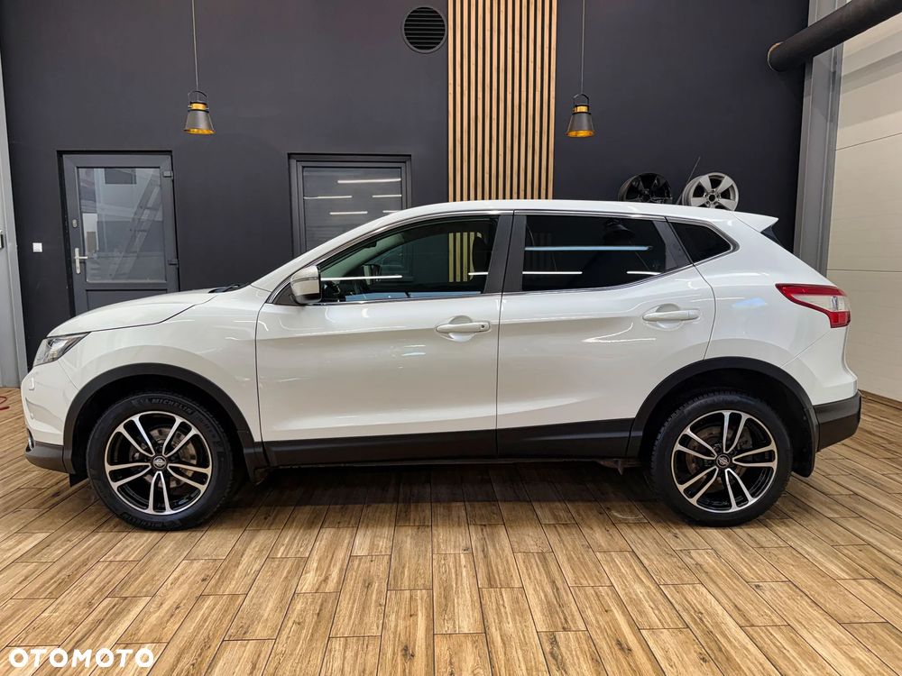 Nissan Qashqai 1.6 DIG-T N-Connecta - 11