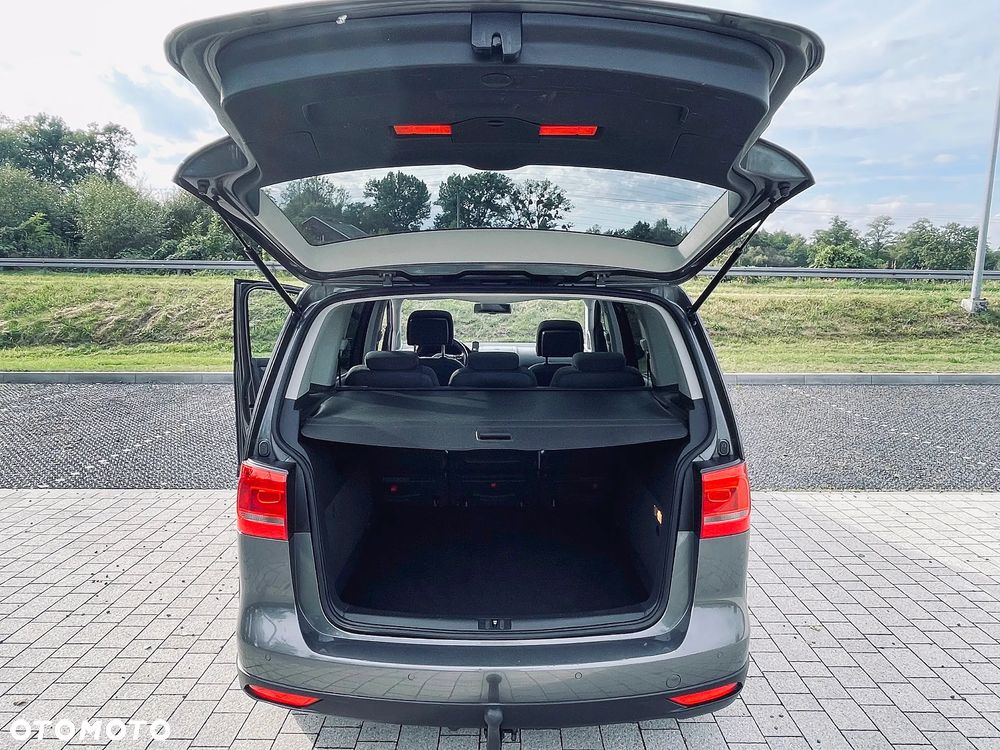 Volkswagen Touran 1.4 TSI DSG Cross - 14