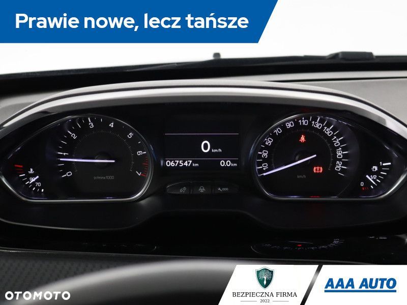 Peugeot 2008 - 13