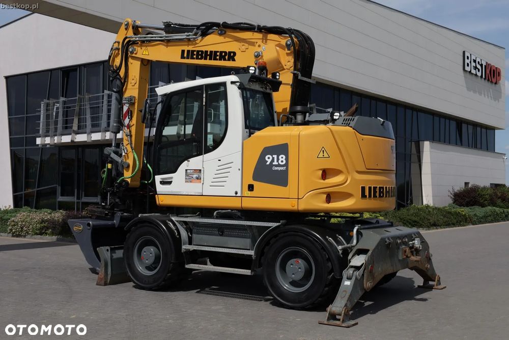 Liebherr A918 Compact - 10