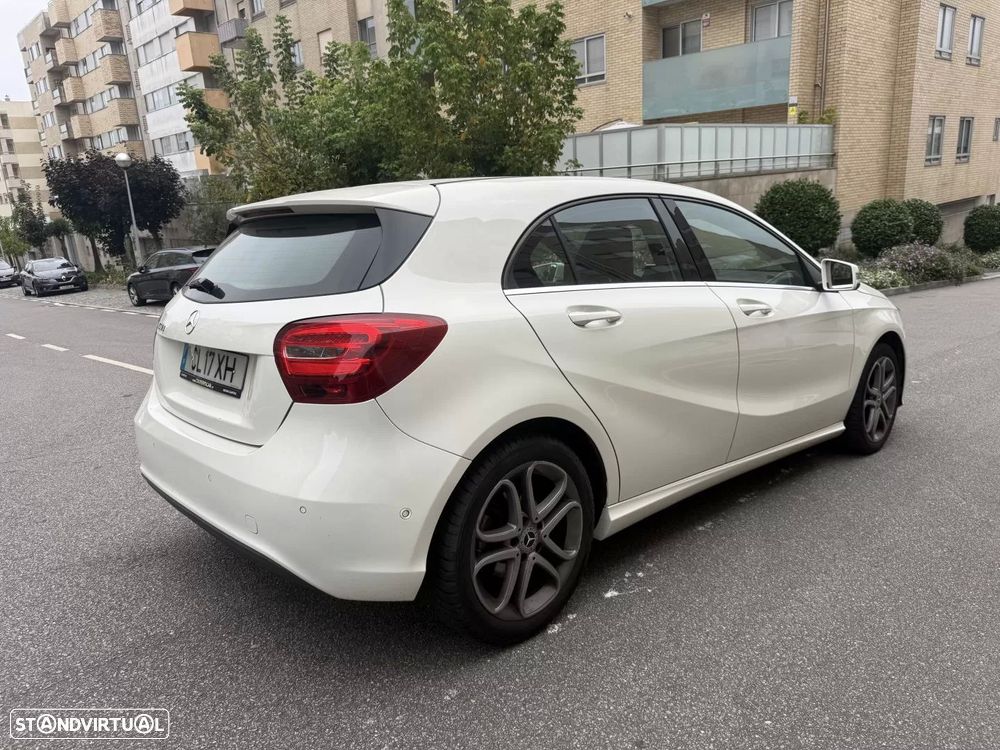 Mercedes-Benz A 160 d 7G-DCT Style — fotografia 4