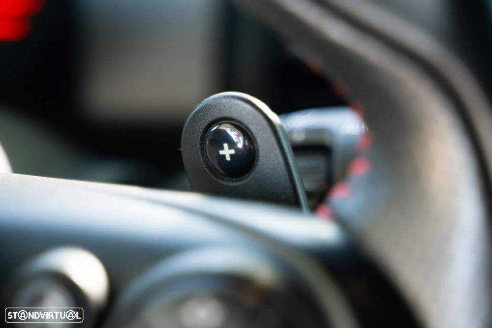 MINI 3 Portas John Cooper Works Auto Desportiva - 29