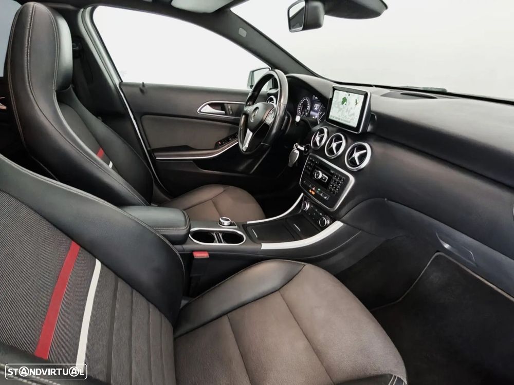 Mercedes-Benz A 180 CDI BE AMG Line Aut. - 33