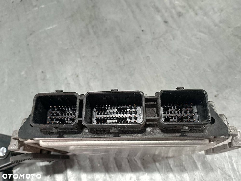 KOMPUTER, STEROWNIK RENAULT MEGANE II 8200391966  1.9 - 2