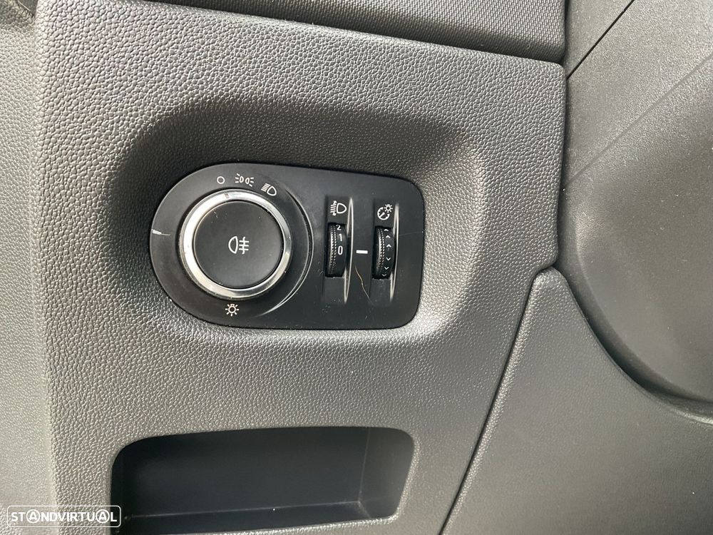 Opel Corsa 1.3 CDTI City - 20