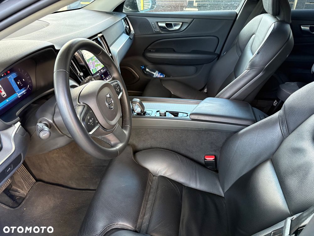 Volvo V60 B4 D Momentum Core - 6