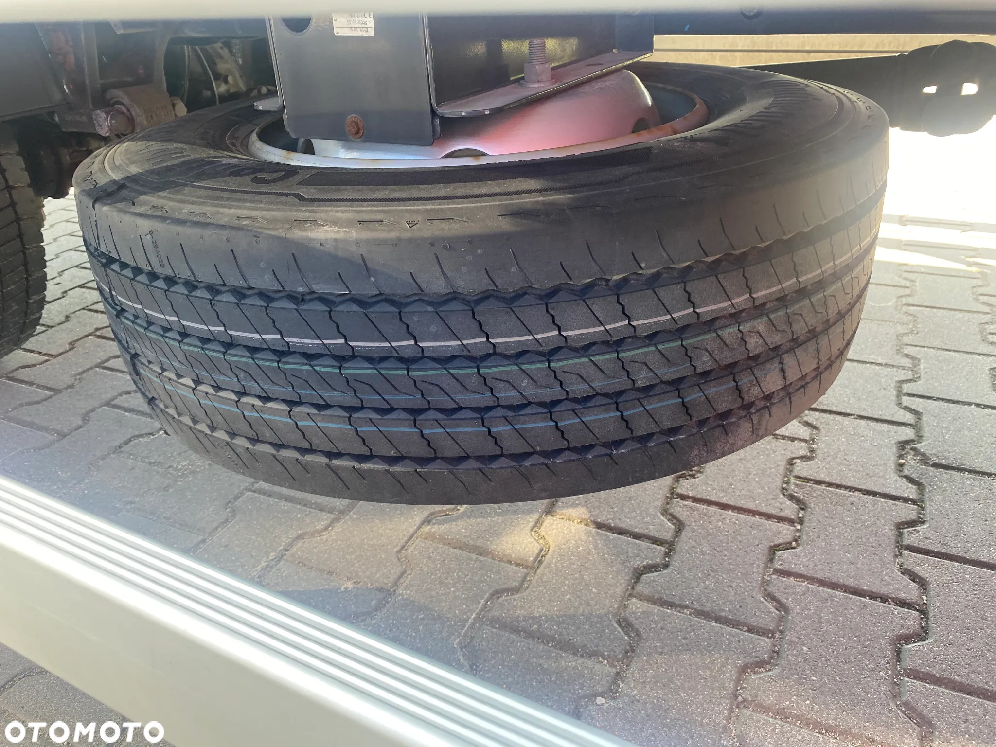 Volvo 2022 FL5 4x2R 240KM - 31