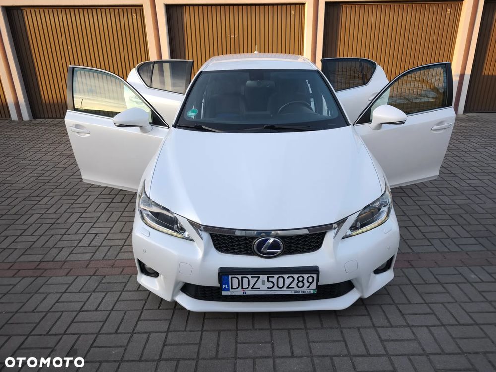 Lexus CT F SPORT - 16