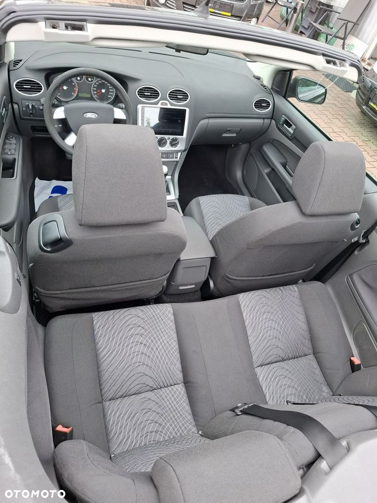Ford Focus 2.0 Titanium EU5 - 22