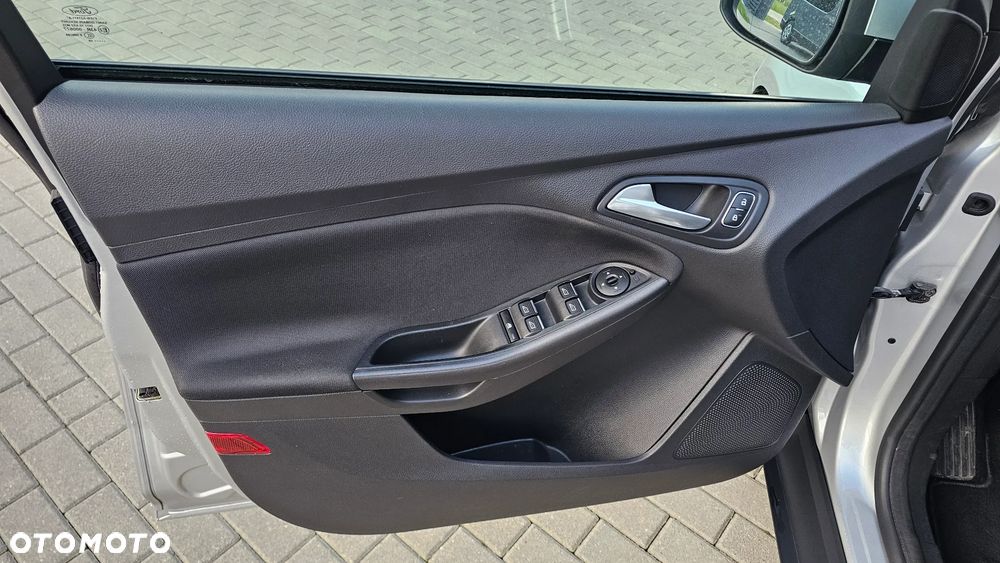 Ford Focus 1.5 EcoBlue STart-Stopp-System TITANIUM - 8