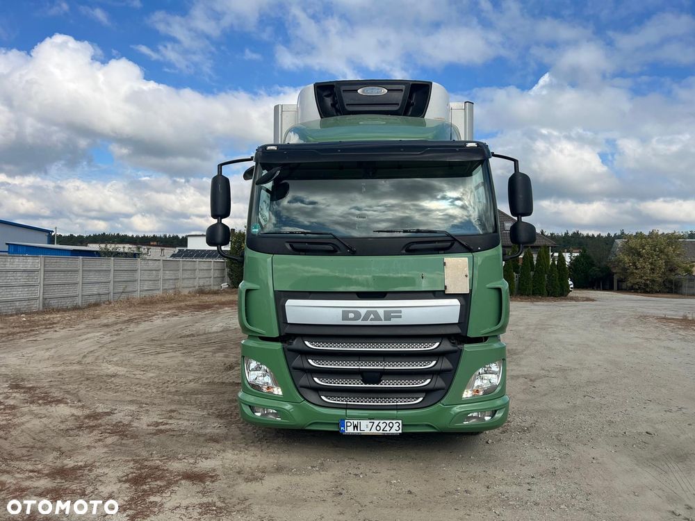 DAF CF 330 - 2