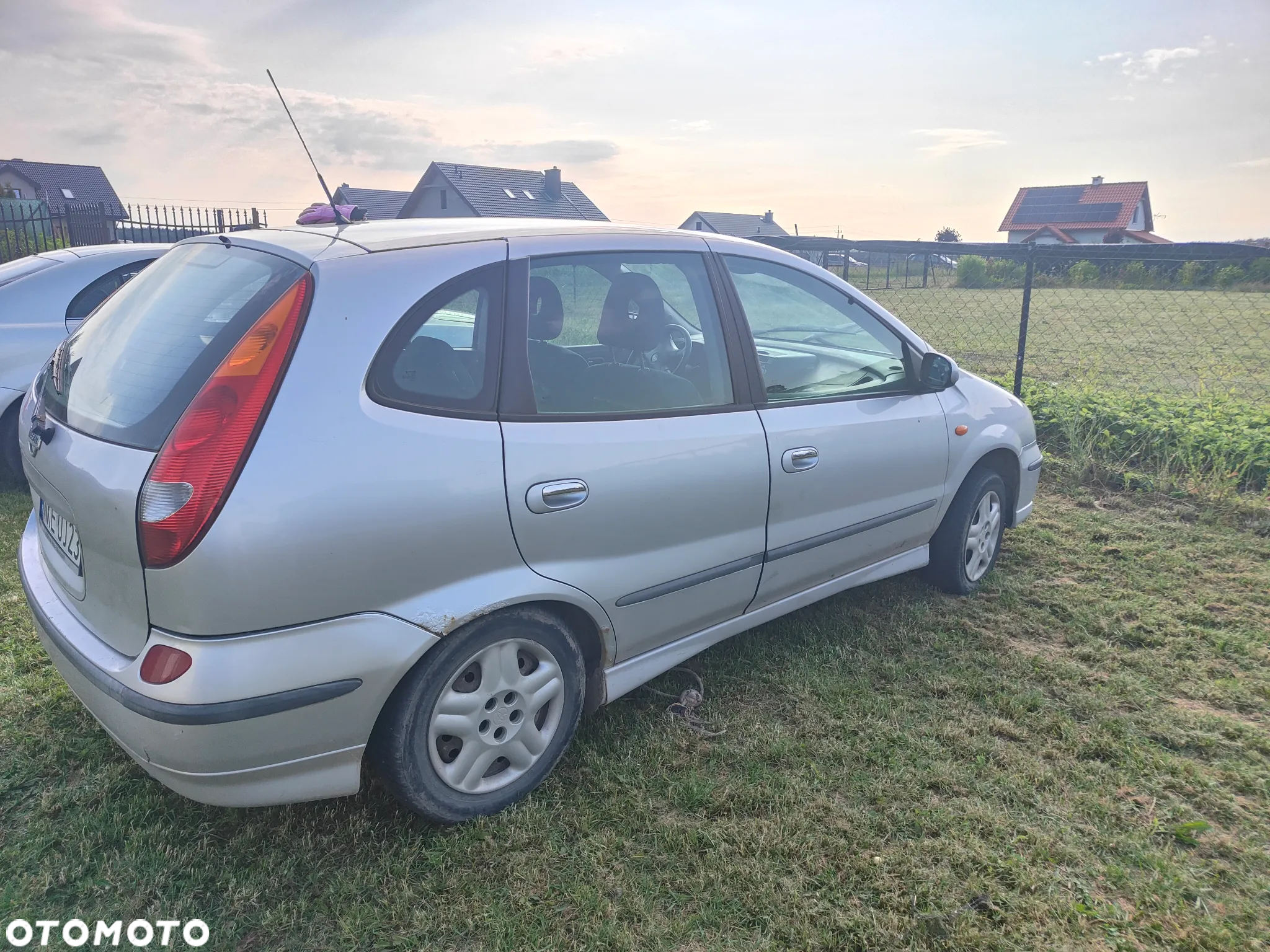 Nissan Almera - 2