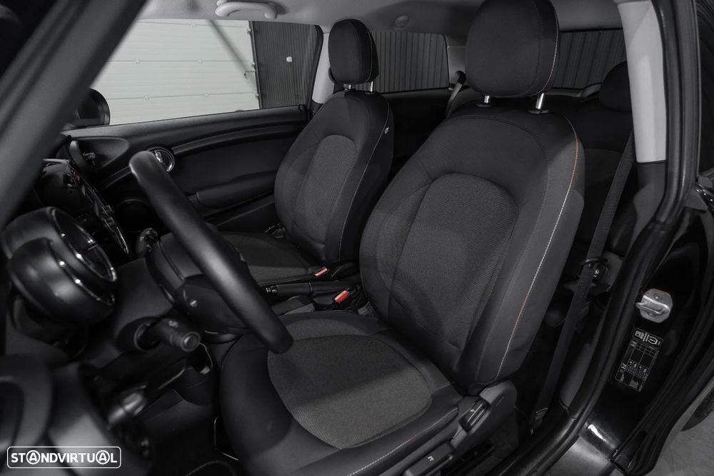 MINI 3 Portas One - 20
