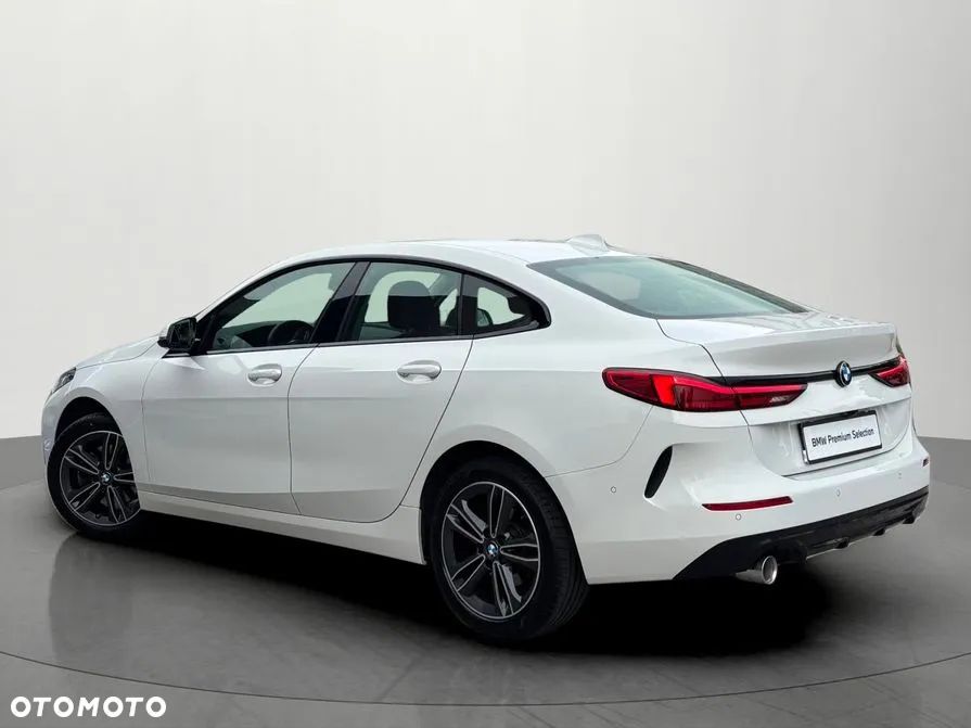 BMW Seria 2 218i - 3