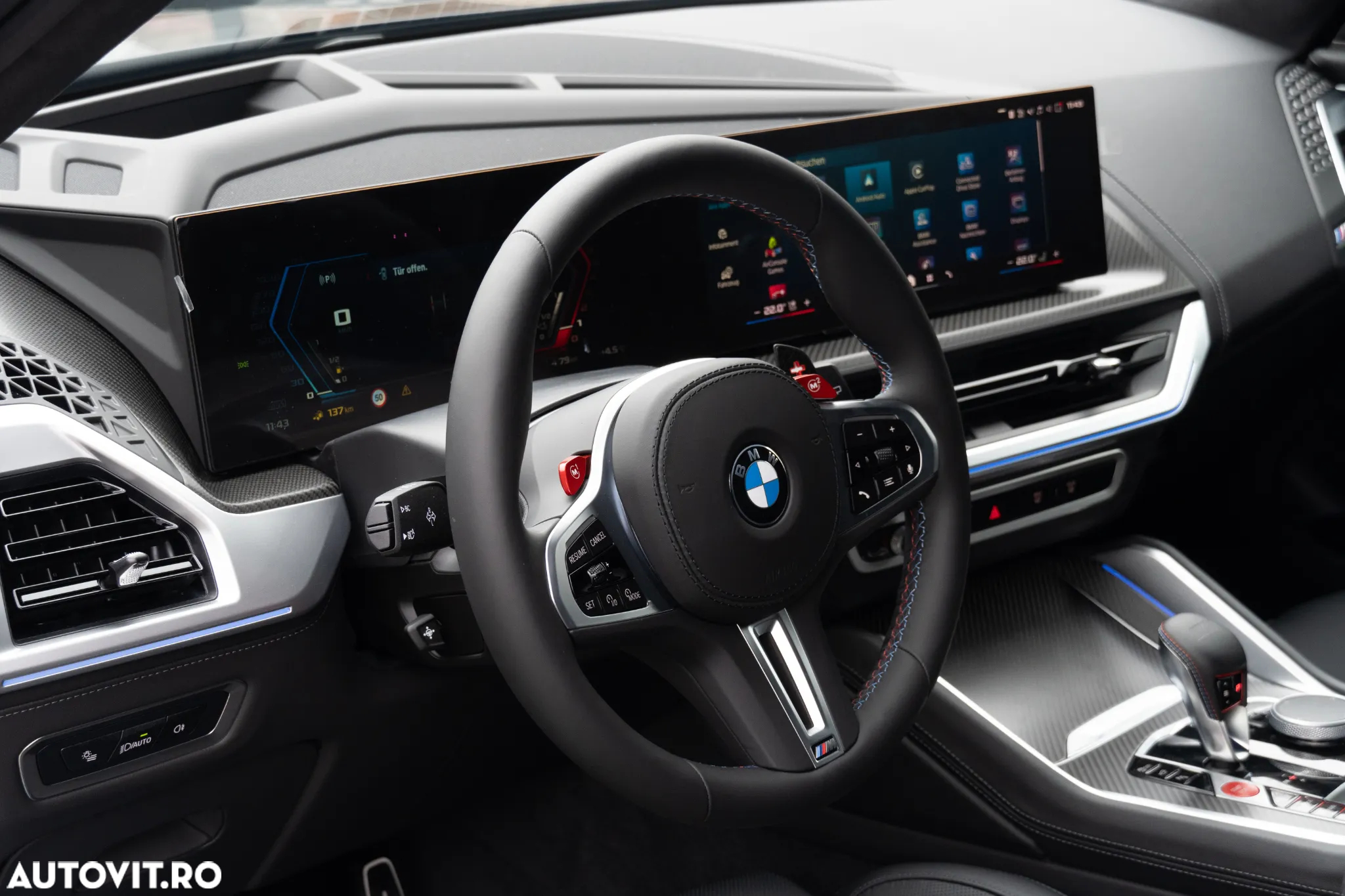 BMW XM 50e - 12