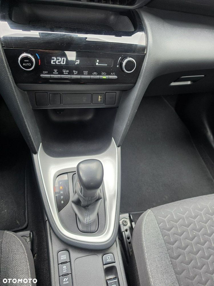 Toyota Yaris Cross Hybrid 1.5 Comfort AWD - 18