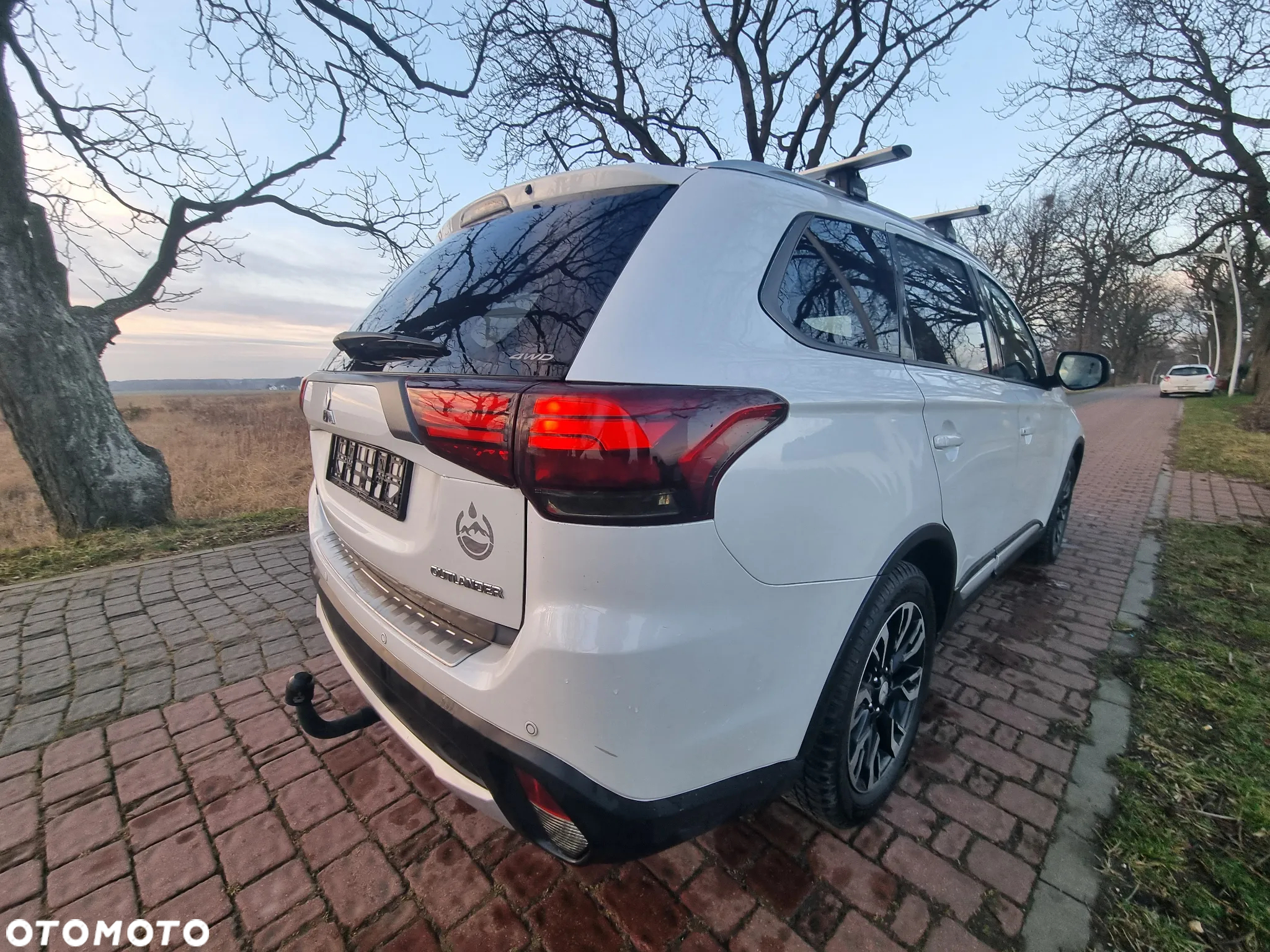 Mitsubishi Outlander 2.2 DID Intense + 4WD - 34