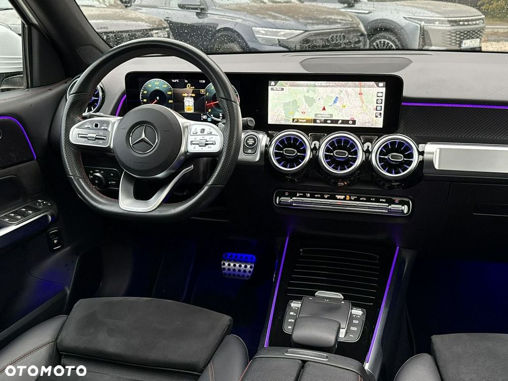 Mercedes-Benz GLB 200 mHEV AMG Line 7G-DCT - 24